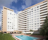 Апартаменты Т2 в кондоминиуме с бассейном — Лиссабон